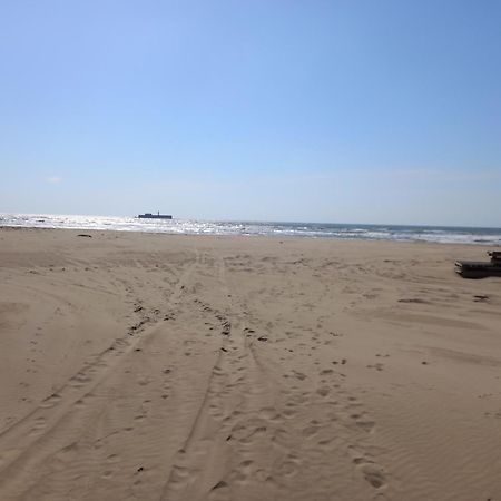 Helios 32, T2 Climatise, Parking, 500M Plage Agde Bagian luar foto