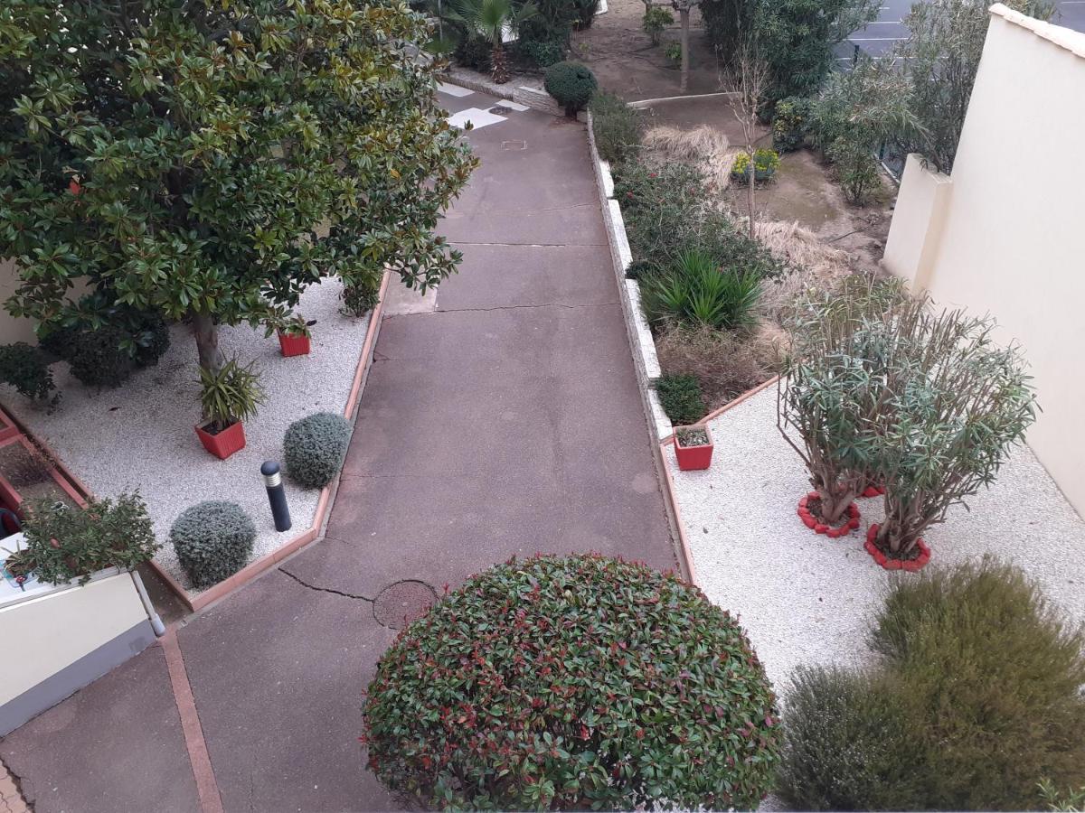 Helios 32, T2 Climatise, Parking, 500M Plage Agde Bagian luar foto