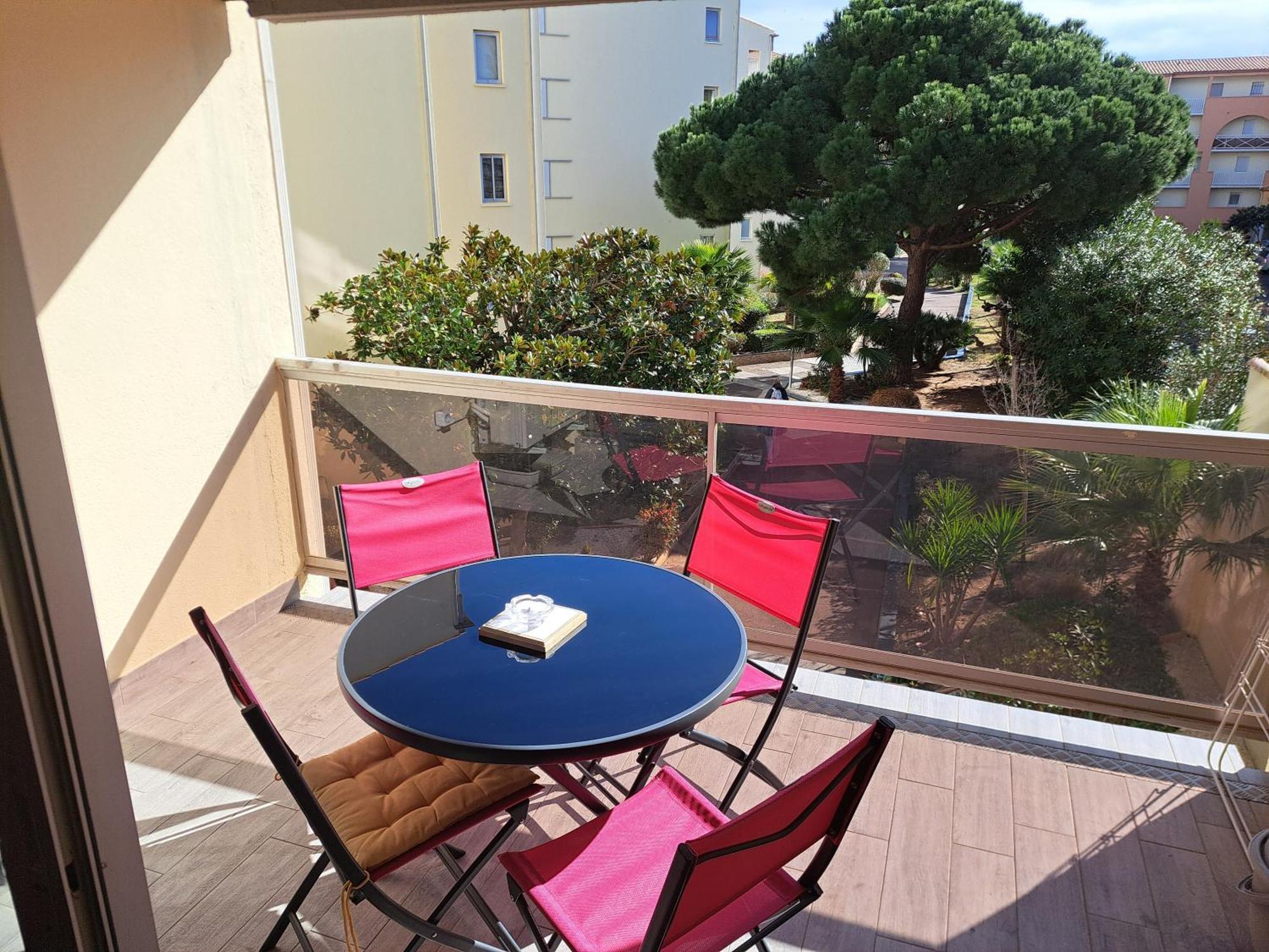 Helios 32, T2 Climatise, Parking, 500M Plage Agde Bagian luar foto