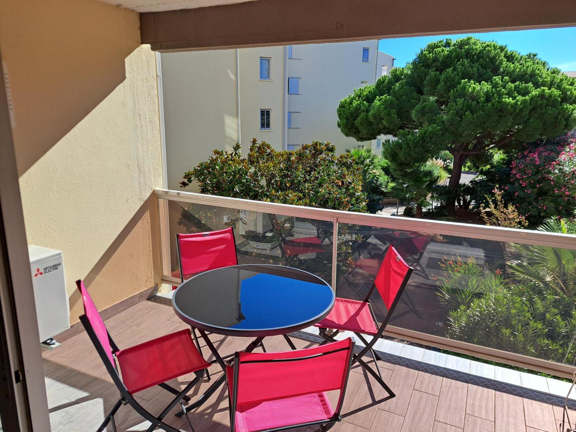 Helios 32, T2 Climatise, Parking, 500M Plage Agde Bagian luar foto